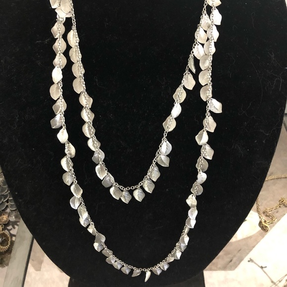 Lot of fashion necklaces. FREE with purchase over 30$ - Picture 3 of 8